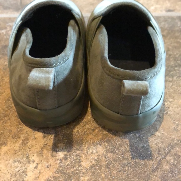 Boys slip on shoes - Picture 2 of 4